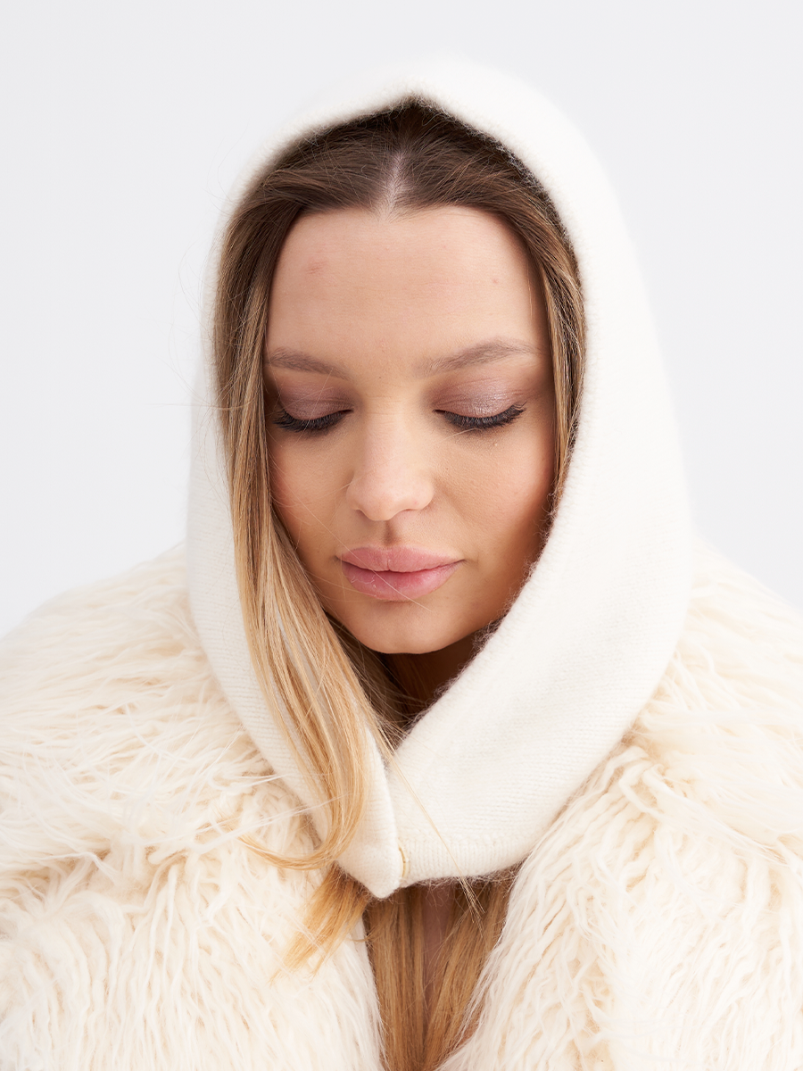 Юка капор енот молочный