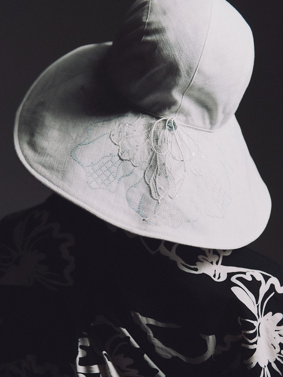 Ирис кружево шляпа лен белый