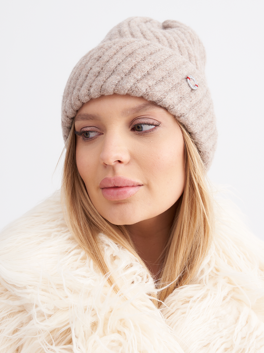 Миди шапка як пепельно-розовый