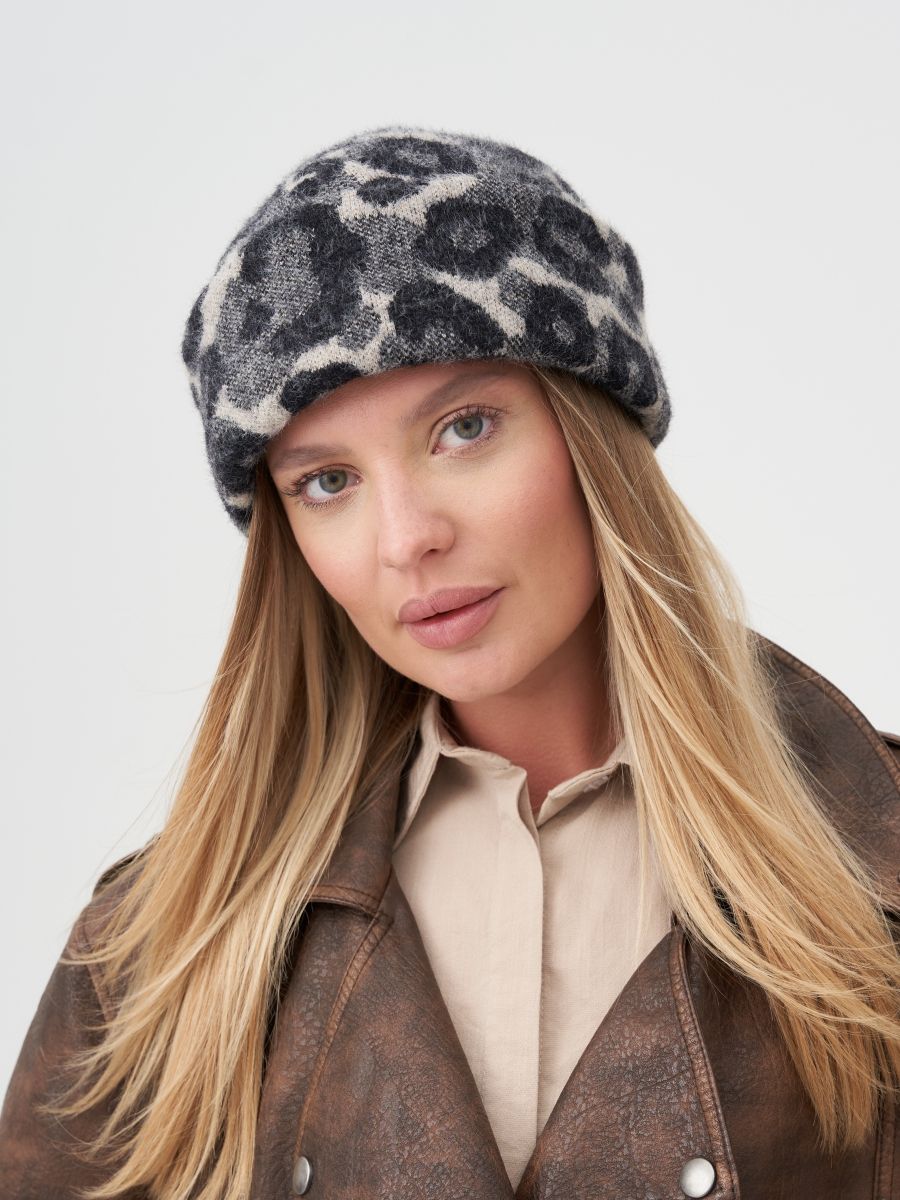 Алиса шапка трикотаж Ягуар на фл.п. серо-черный