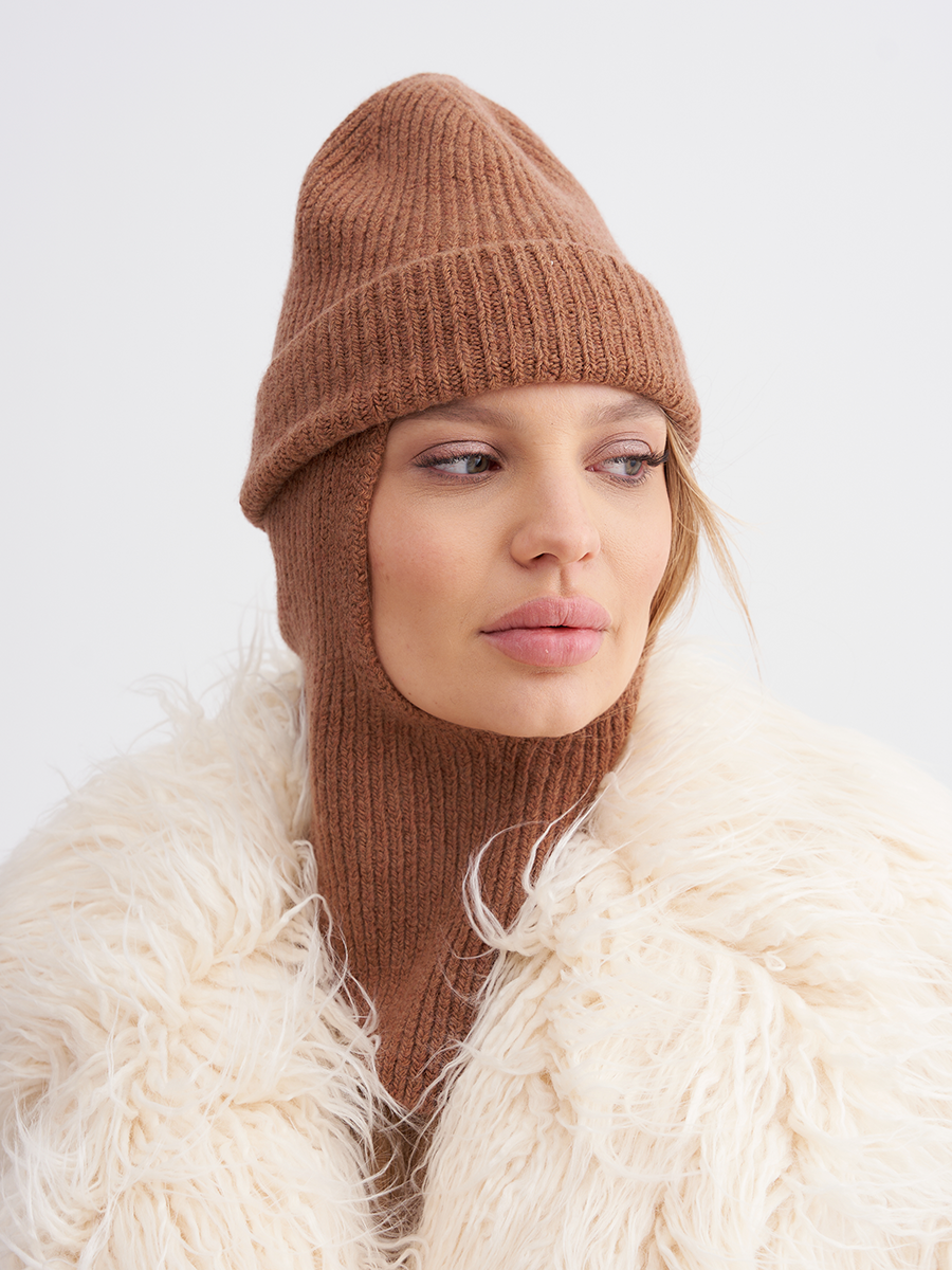 Милана балаклава вязка кашемир карамельный
