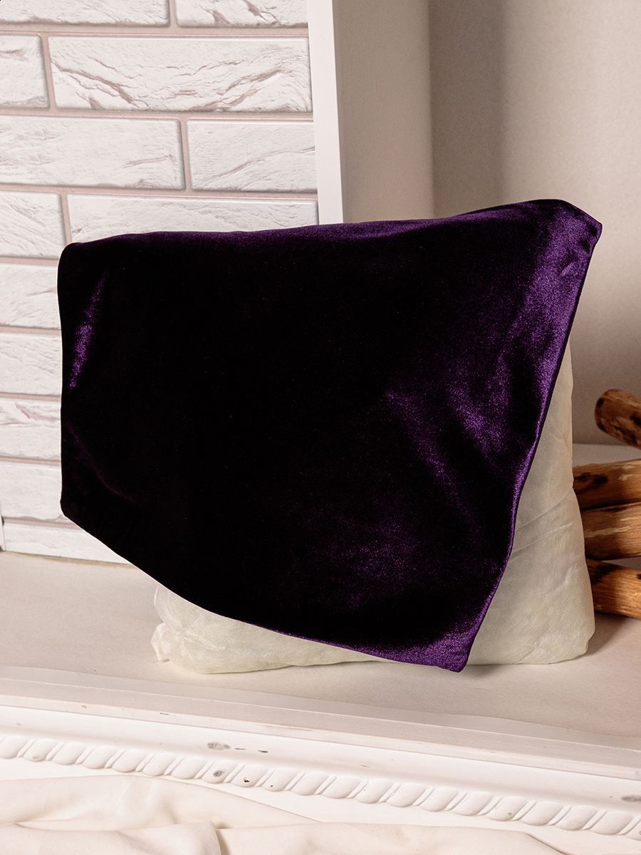 Однотонная наволочка бархат фиолетовый