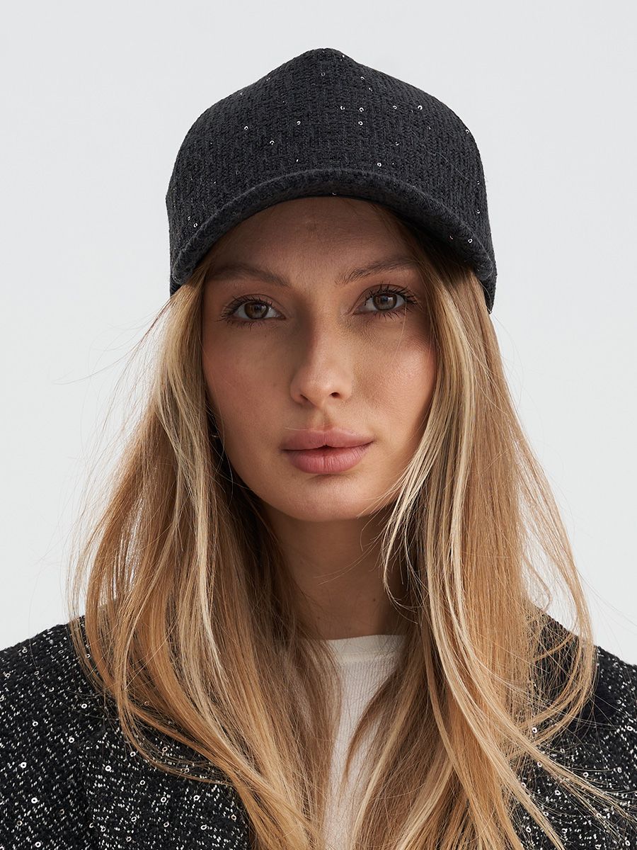 Бейсболка 005/у ткань Шанель пайетки на тр.п. черный + экозамша черный
