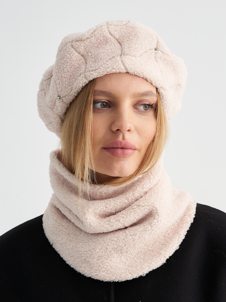 Янина берет трикотаж барашек на фл.п. молочный