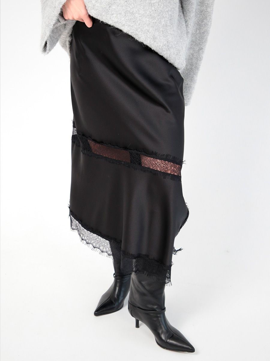 Ариэль юбка атлас черный р-р 42-44