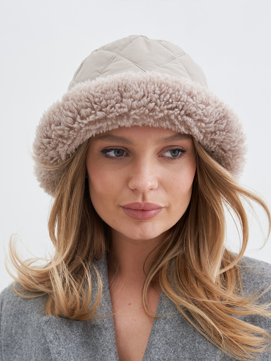 Дана панама плащевка стеганая хит на тр.п. бежевый + экомех альпака пепельный