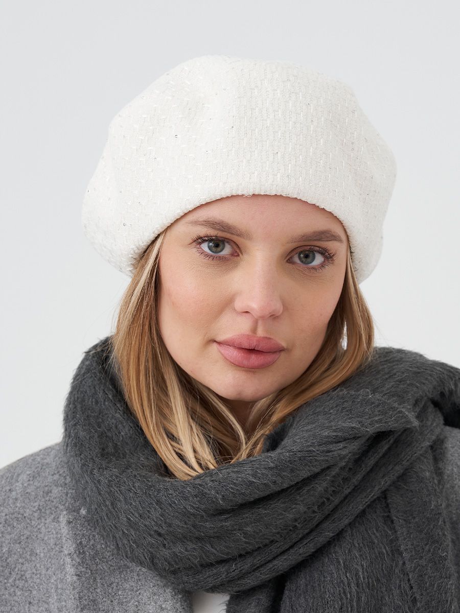 Фиеста берет ткань Шанель пайетки на тр.п. молочный