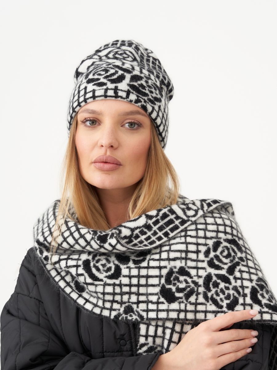 Спенсер шапка енот молочный + черный